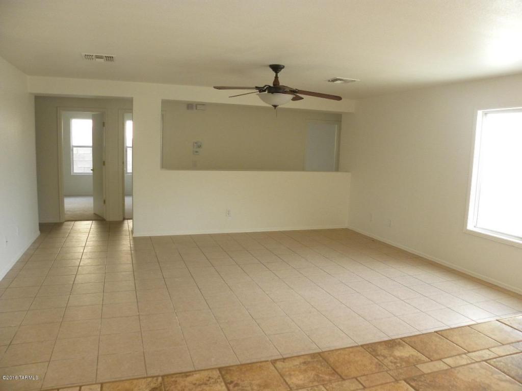 6951 S Martlet Dr, Tucson, AZ 85756 photo 9