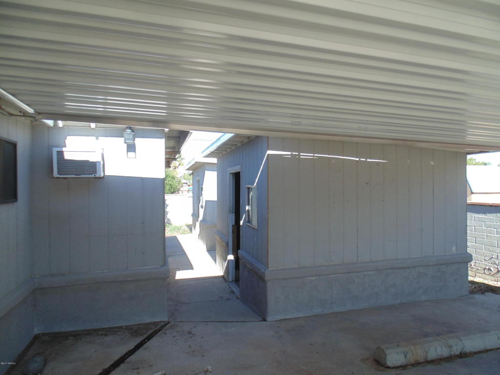 5801 E 33rd St, Tucson, AZ 85711 photo 4