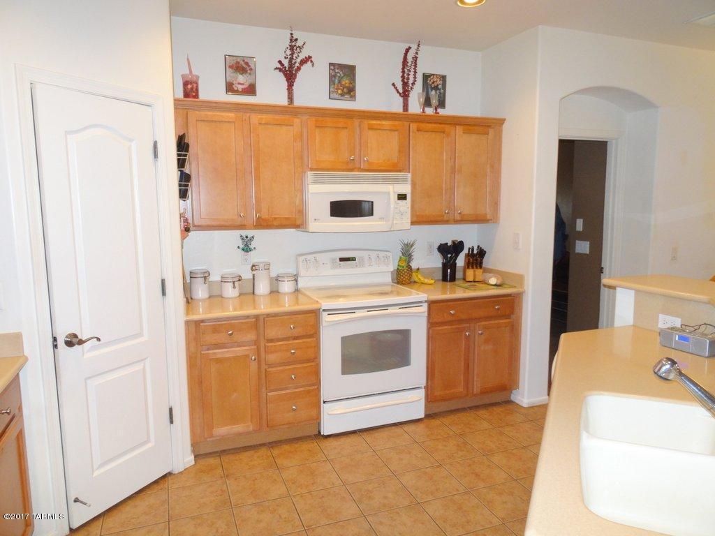 6621 E Gehrig Ln, Tucson, AZ 85756 photo 15