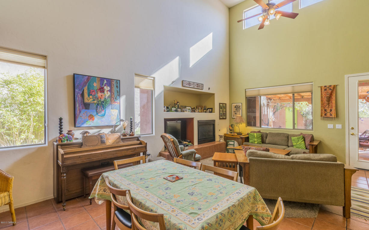 10486 E Sixto Molina Ln, Tucson, AZ 85747 photo 6