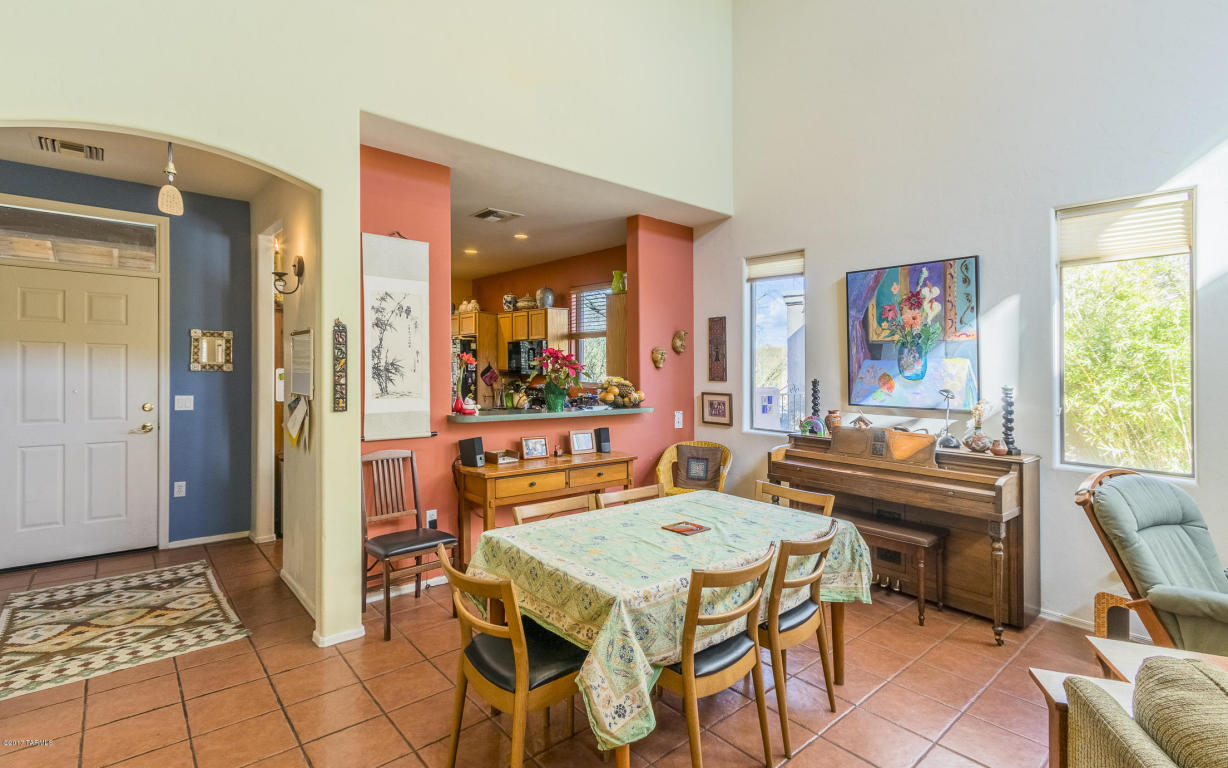 10486 E Sixto Molina Ln, Tucson, AZ 85747 photo 7