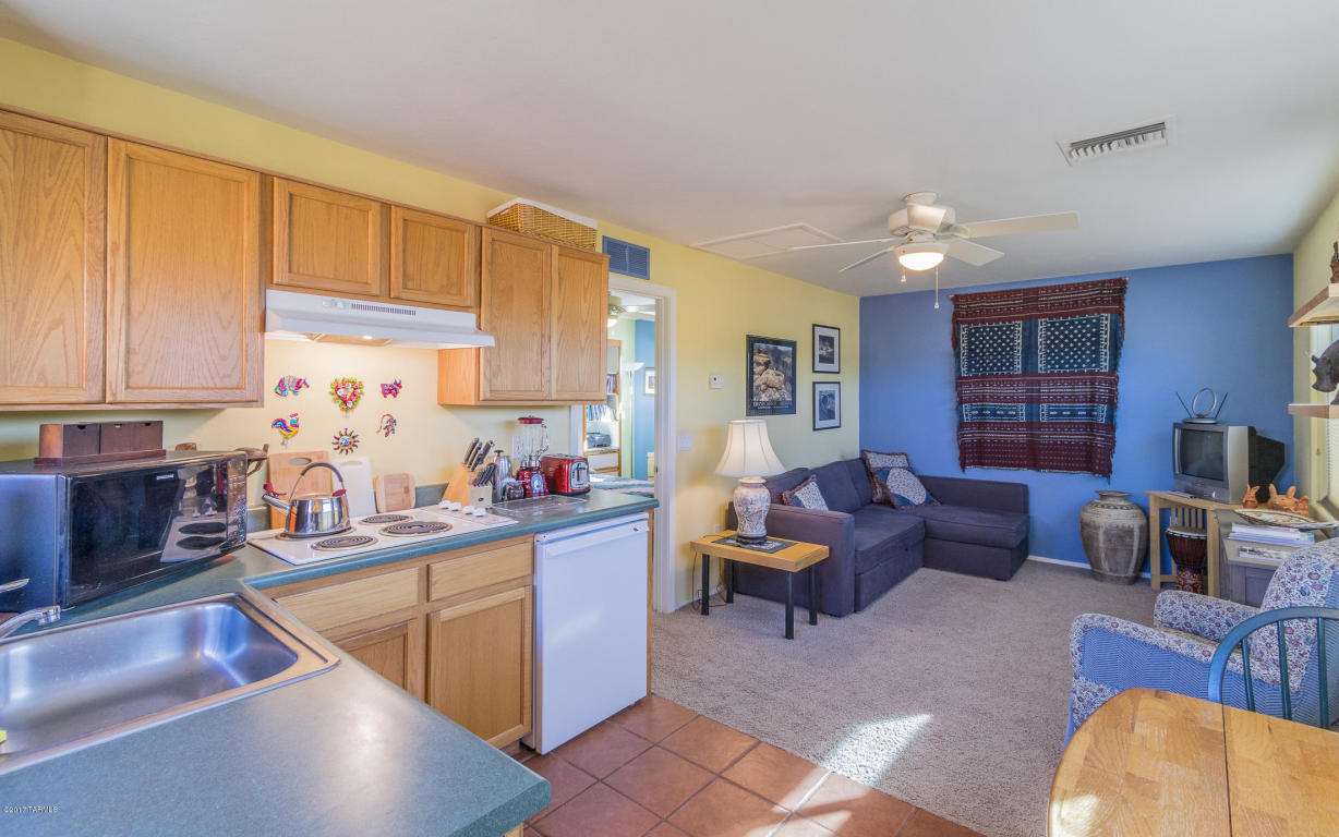 10486 E Sixto Molina Ln, Tucson, AZ 85747 photo 21