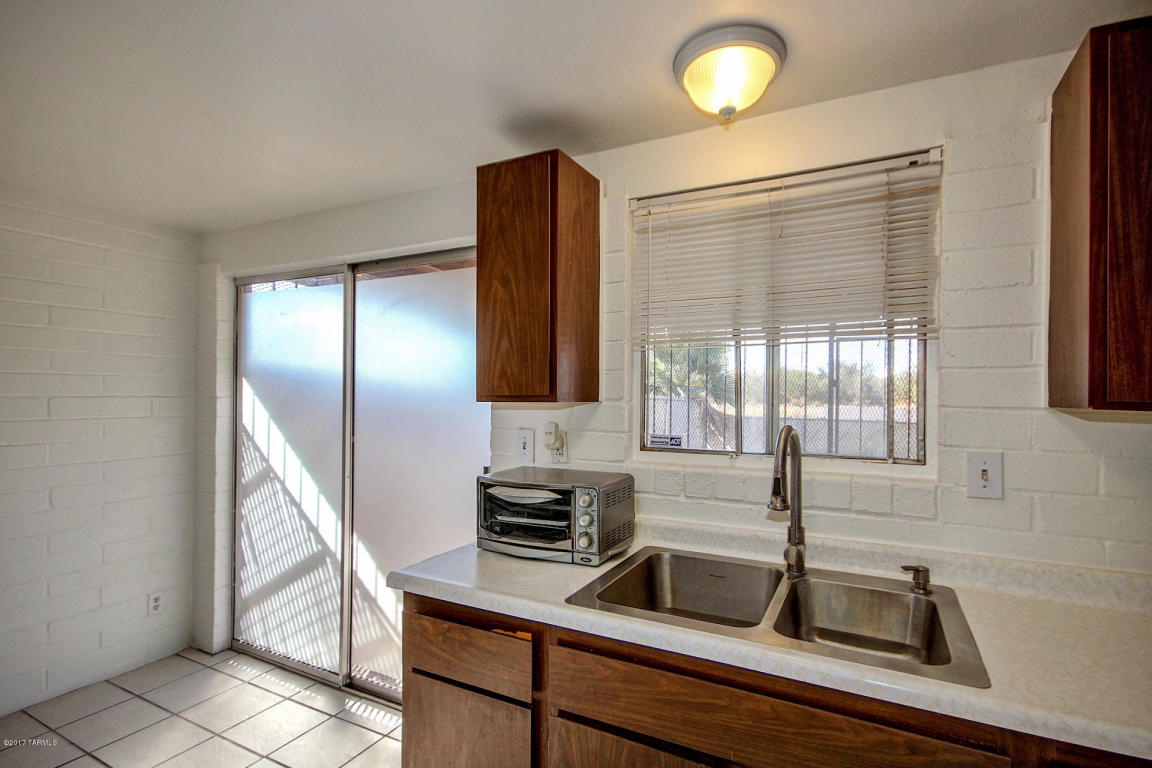 7499 E Desert Spring Dr, Tucson, AZ 85730 photo 10