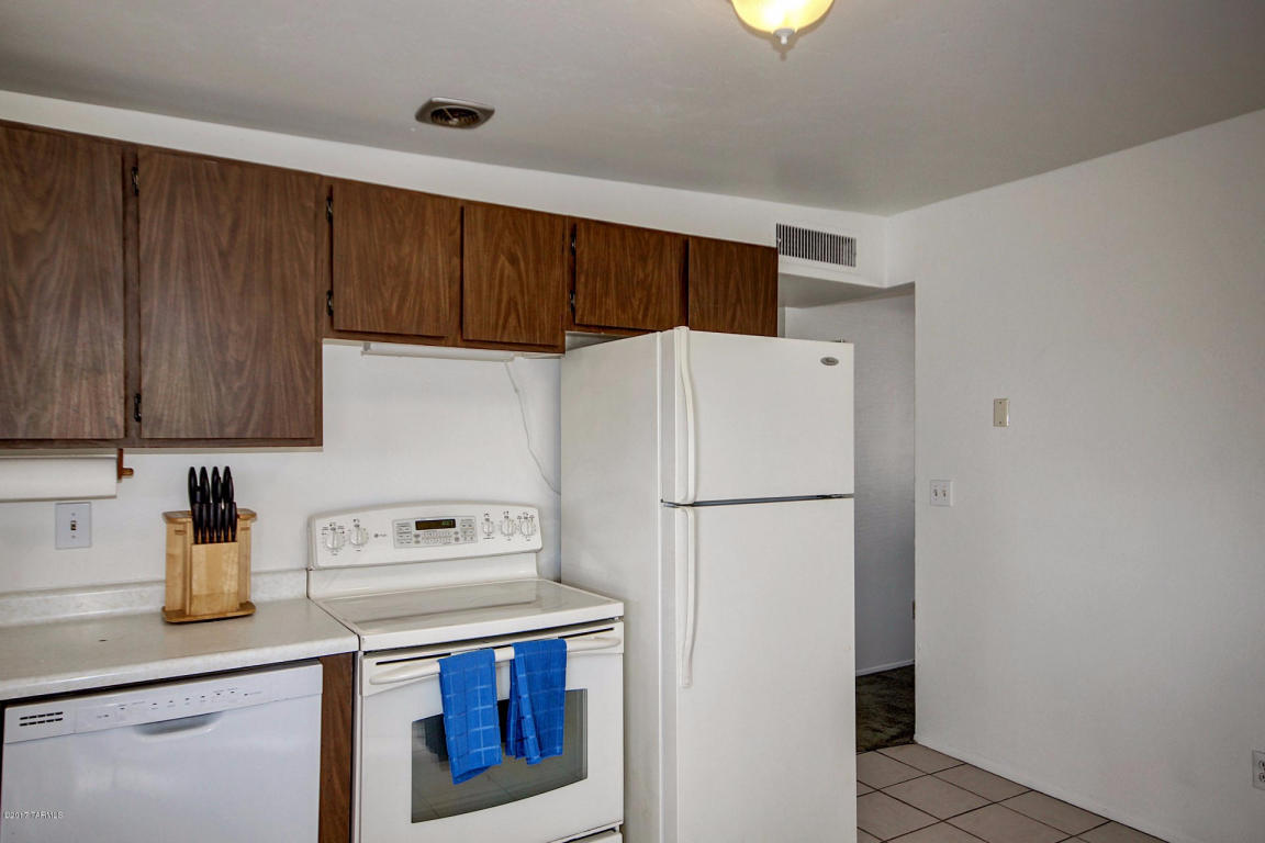 7499 E Desert Spring Dr, Tucson, AZ 85730 photo 9