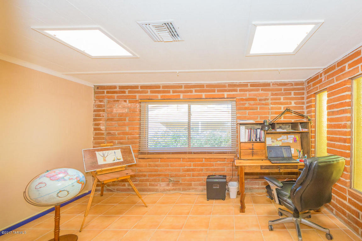 10510 E Observatory Dr, Vail, AZ 85641 photo 3