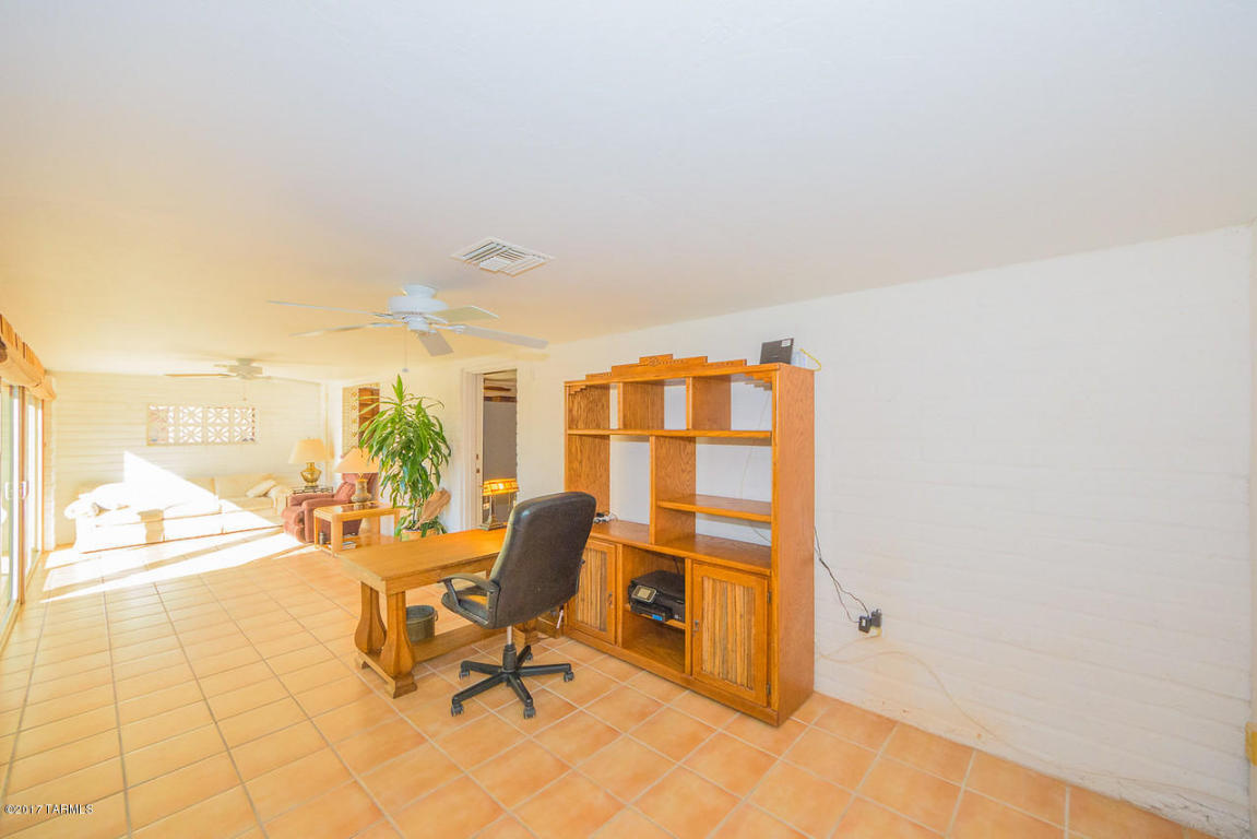 10510 E Observatory Dr, Vail, AZ 85641 photo 9
