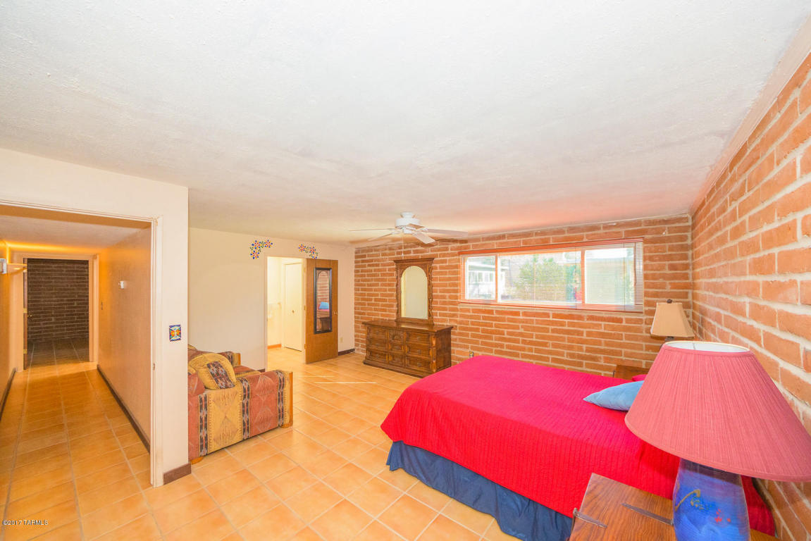 10510 E Observatory Dr, Vail, AZ 85641 photo 13
