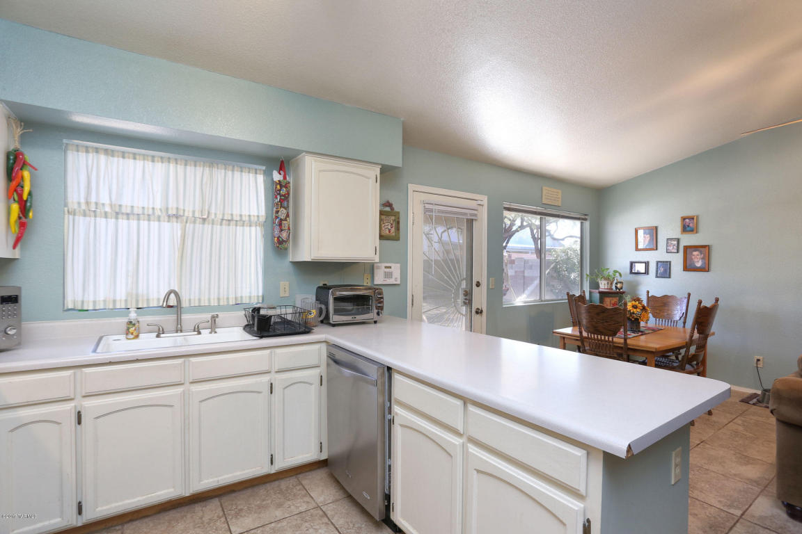 9520 E Danforth Pl, Tucson, AZ 85747 photo 5