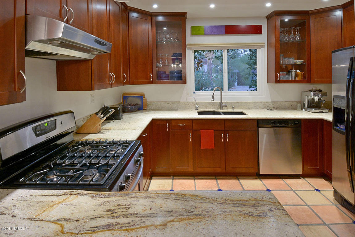 2701 Exeter St, Tucson, AZ 85716 photo 9
