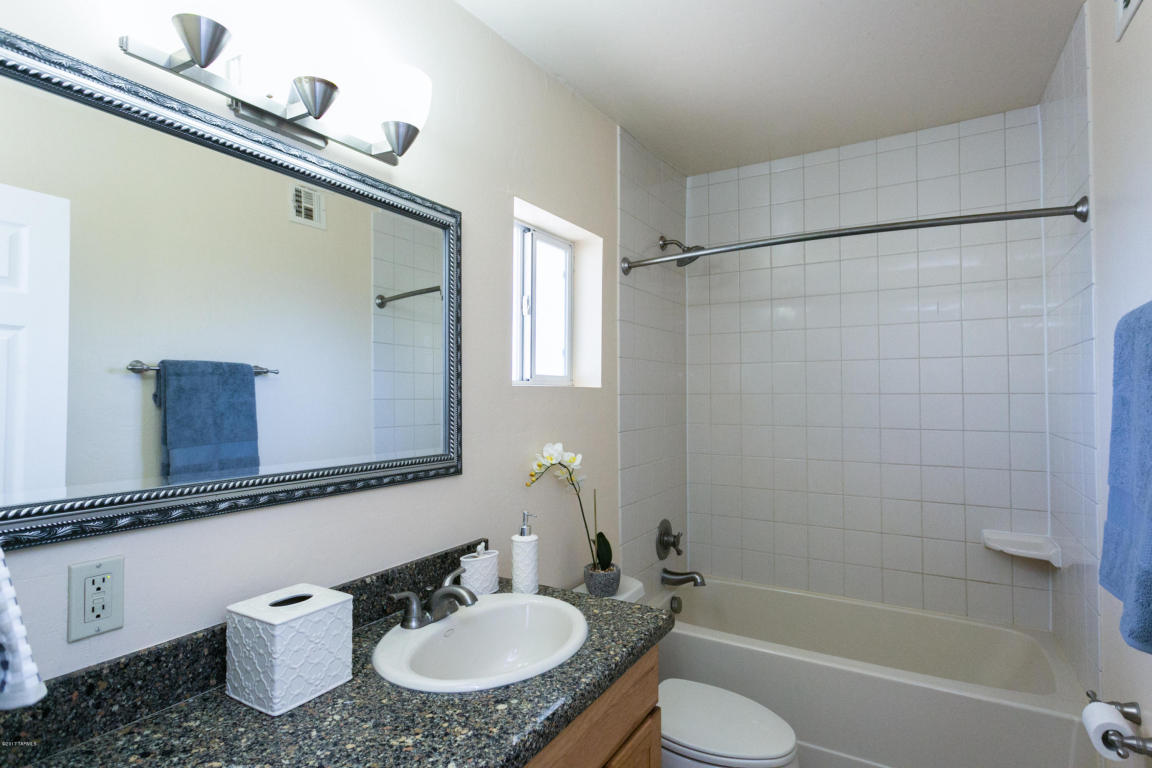 3032 E 17th St, Tucson, AZ 85716 photo 9