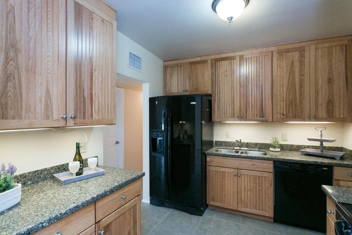 3032 E 17th St, Tucson, AZ 85716 photo 3