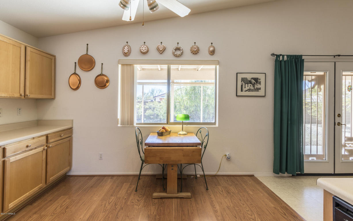 8882 E Maxwell Dr, Tucson, AZ 85747 photo 5