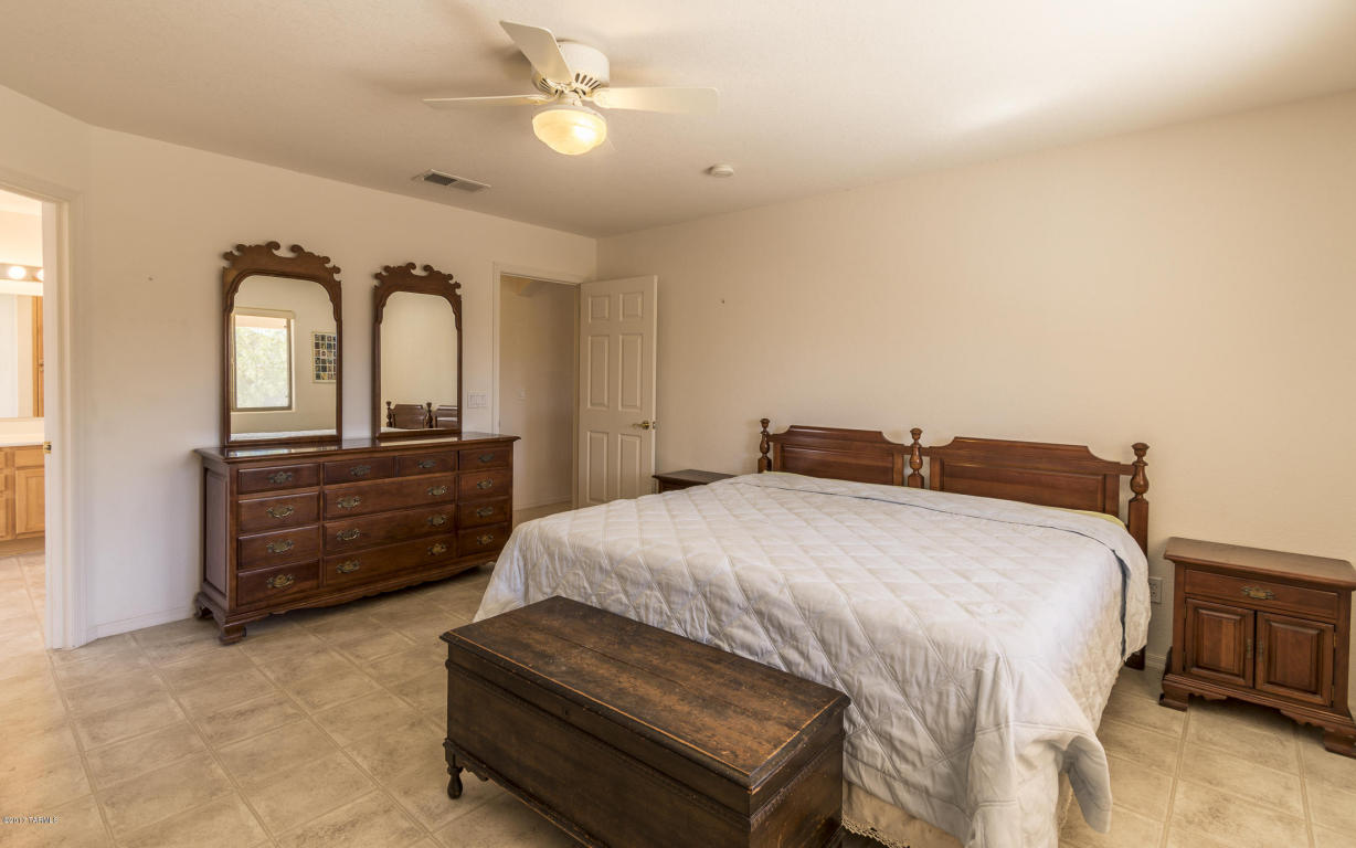 8882 E Maxwell Dr, Tucson, AZ 85747 photo 6