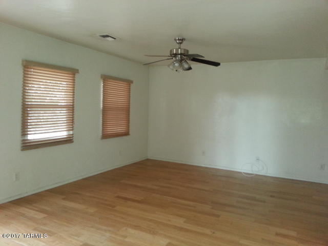 203 S Bowie Ave, Willcox, AZ 85643 photo 9