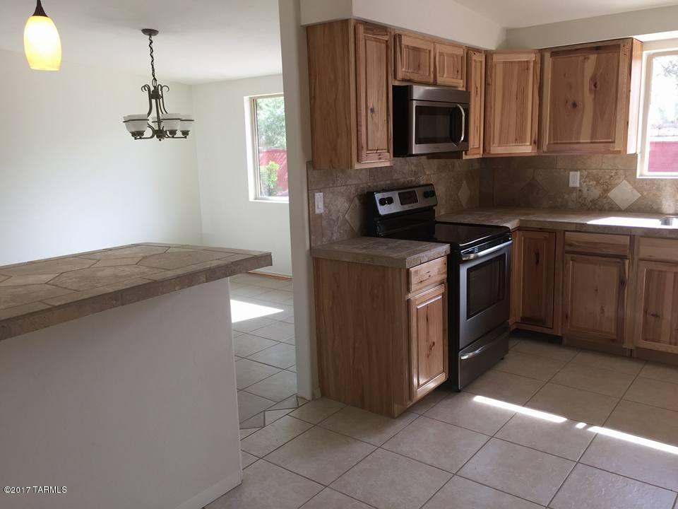 7772 E Lee St, Tucson, AZ 85715 photo 9