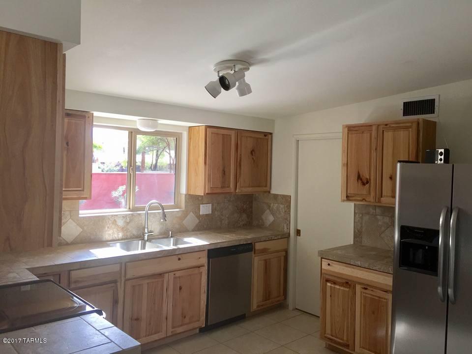 7772 E Lee St, Tucson, AZ 85715 photo 7