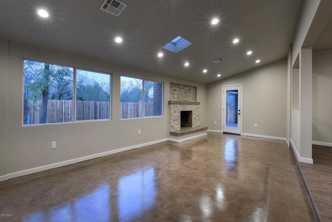 5152 E Alberta Dr, Tucson, AZ 85711 photo 8