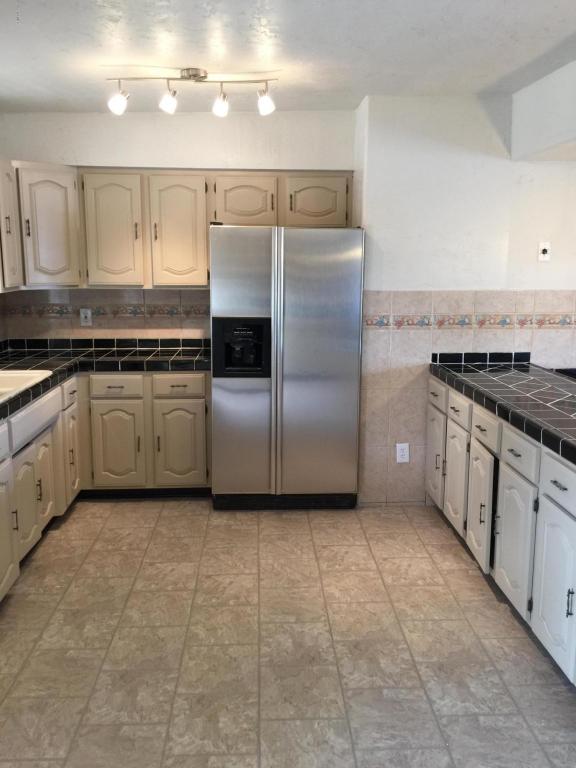 2144 E Dakota St, Tucson, AZ 85706 photo 15