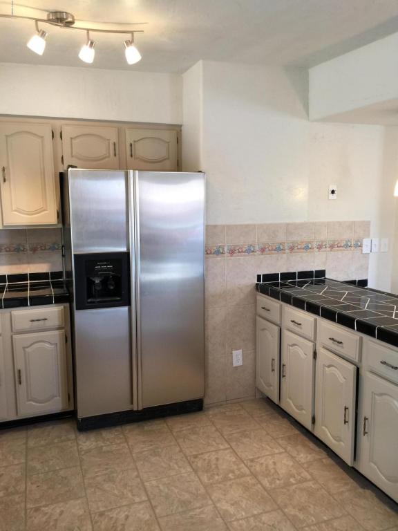 2144 E Dakota St, Tucson, AZ 85706 photo 18