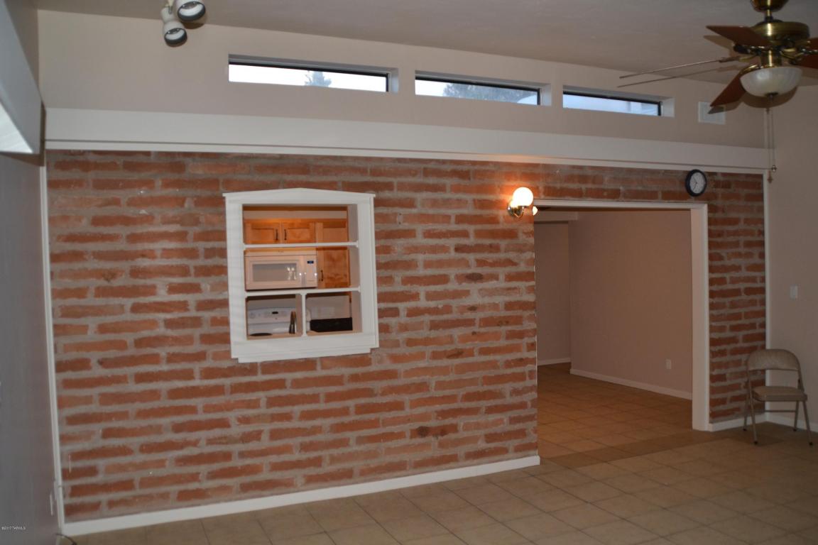 525 E Radburn St, Tucson, AZ 85704 photo 11