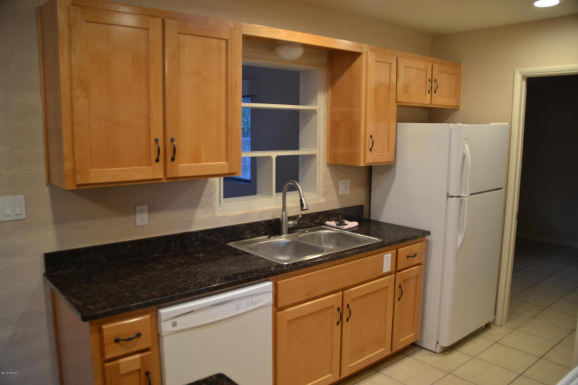 525 E Radburn St, Tucson, AZ 85704 photo 4