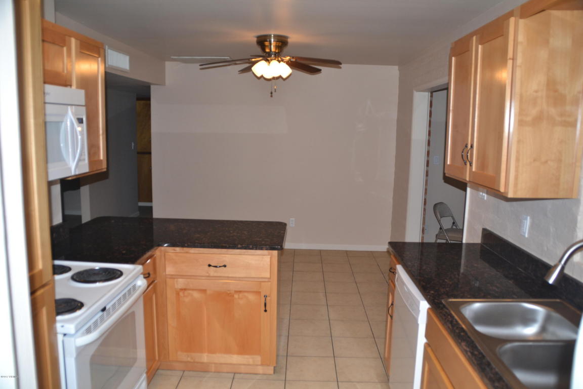 525 E Radburn St, Tucson, AZ 85704 photo 6