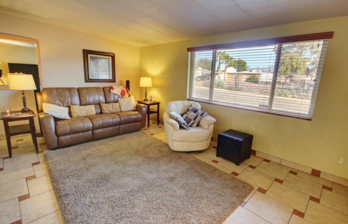 7648 E 29th St, Tucson, AZ 85710 photo 4