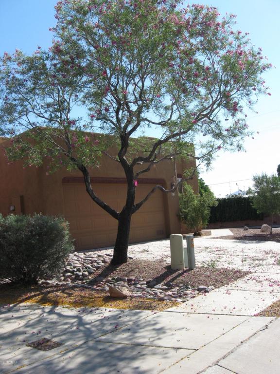 7673 E Sierra Park Loop, Tucson, AZ 85710 photo 1