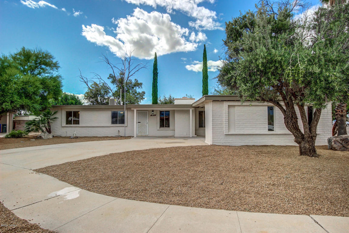 9032 E 5th St, Tucson, AZ 85710 photo 1