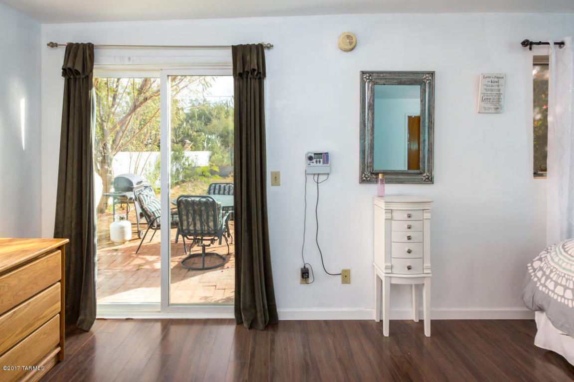 1526 E Silver St, Tucson, AZ 85719 photo 12