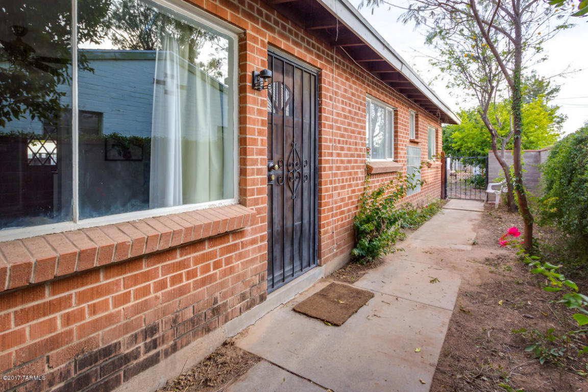 1526 E Silver St, Tucson, AZ 85719 photo 3