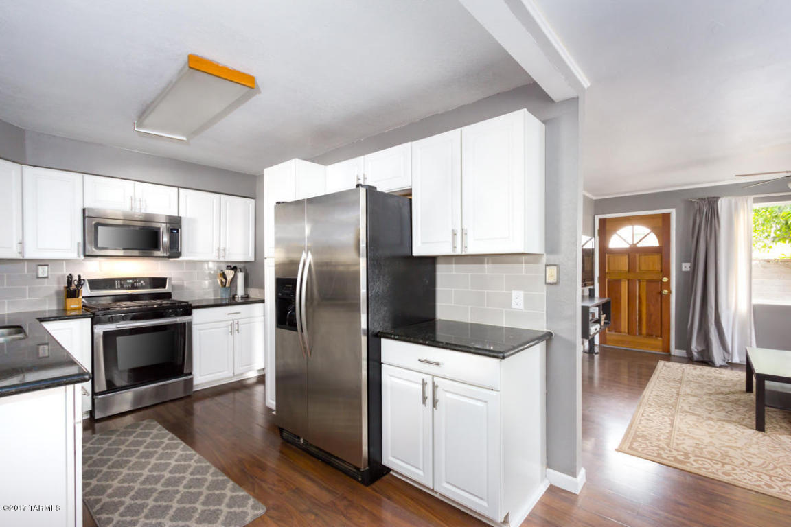 1526 E Silver St, Tucson, AZ 85719 photo 7