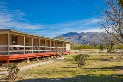 9899 E Millmar Rd, Tucson, AZ 85730 photo 2