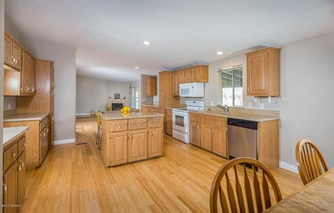 9899 E Millmar Rd, Tucson, AZ 85730 photo 8