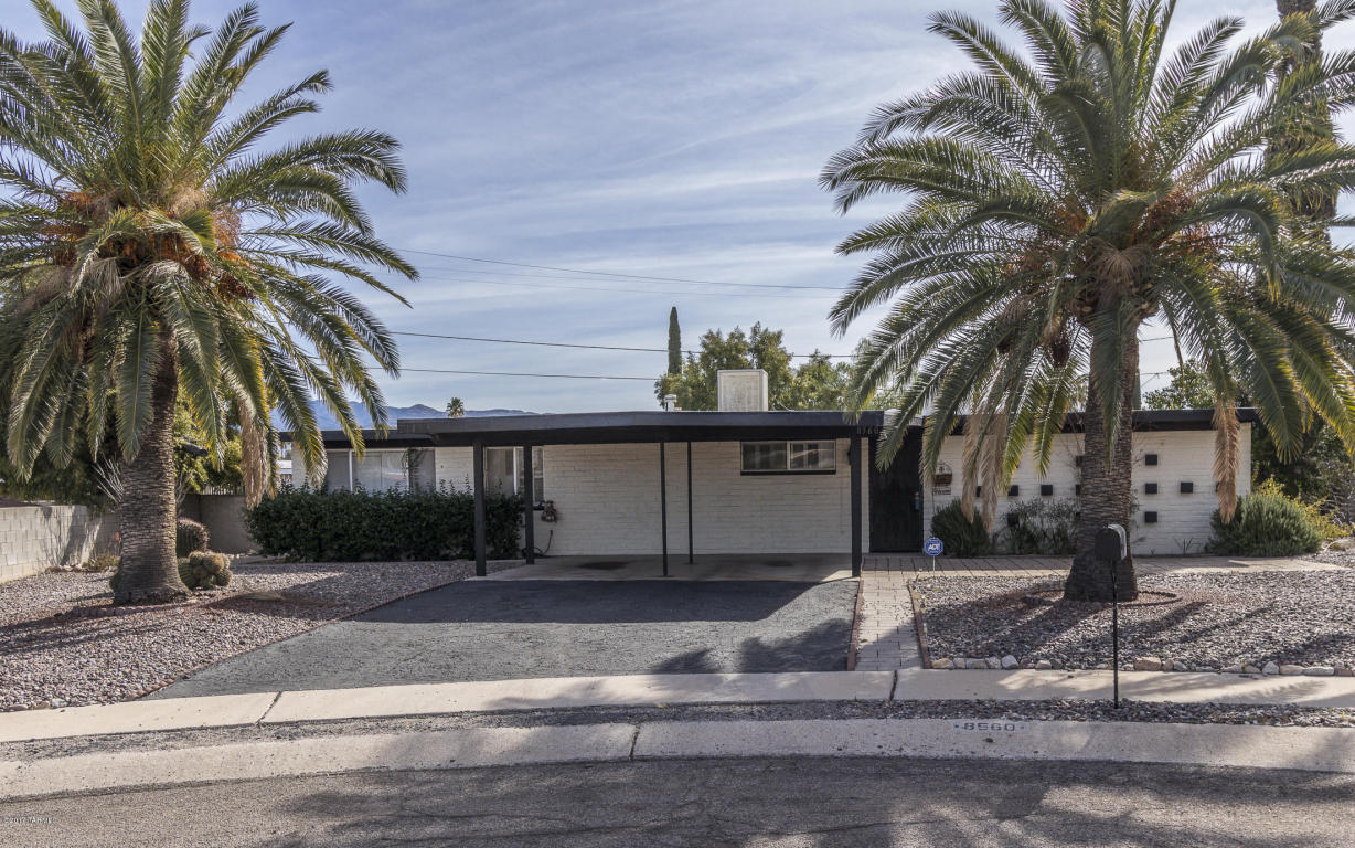 8560 Eli St, Tucson, AZ 85710 photo 2