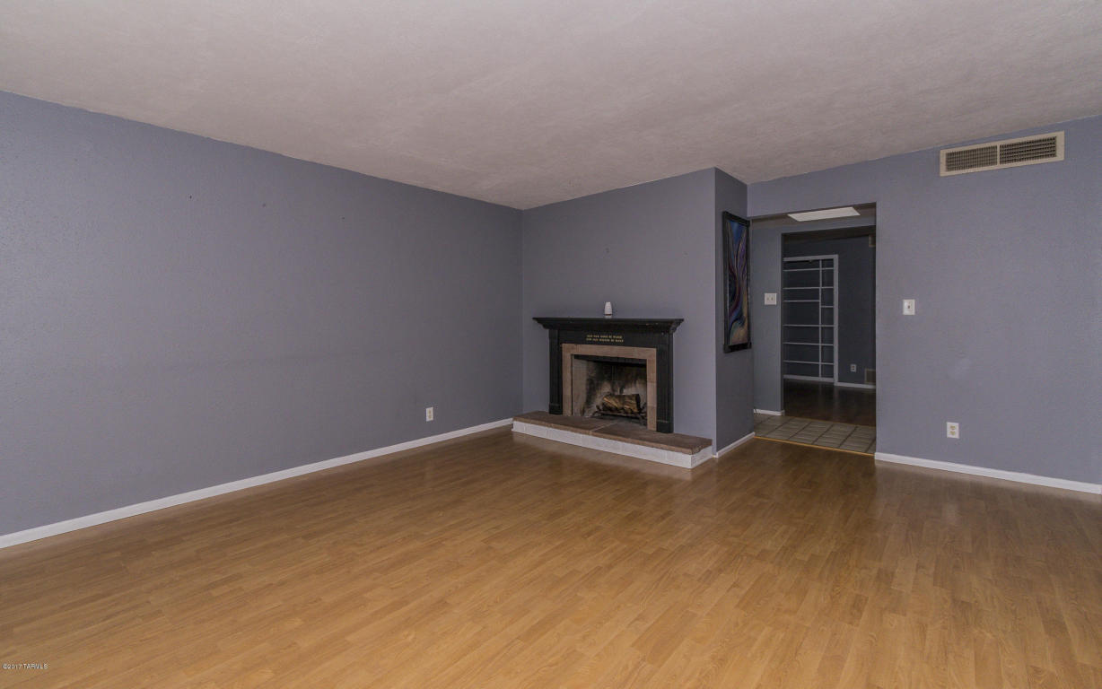 8560 Eli St, Tucson, AZ 85710 photo 5