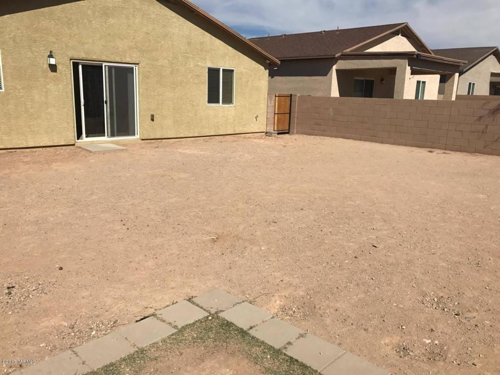 5112 E Kittentails Dr, Tucson, AZ 85756 photo 7