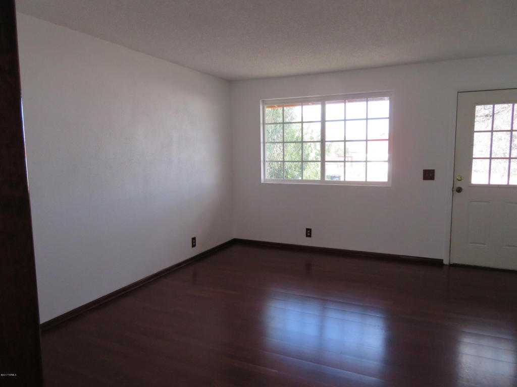 316 E 7th St, Benson, AZ 85602 photo 5