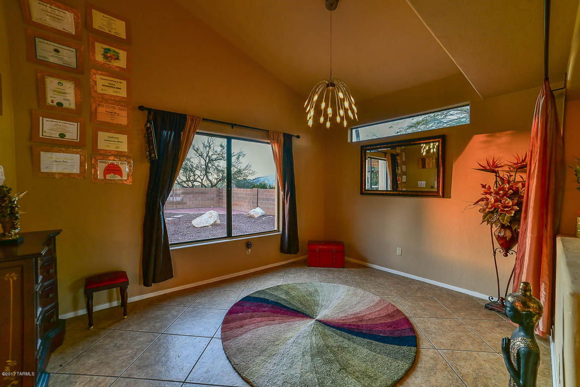 313 N Eastern Slope Loop, Tucson, AZ 85748 photo 15