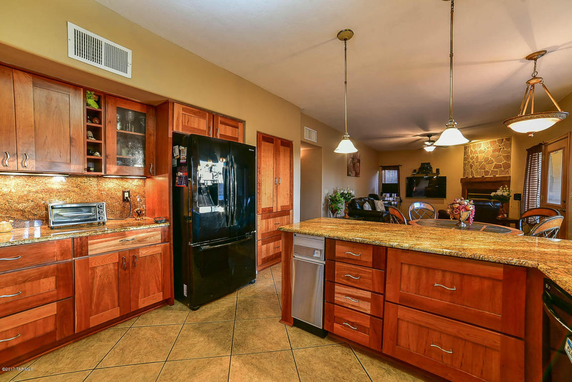 313 N Eastern Slope Loop, Tucson, AZ 85748 photo 5