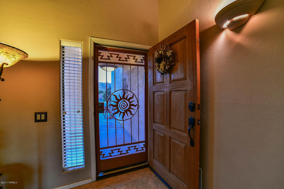313 N Eastern Slope Loop, Tucson, AZ 85748 photo 2