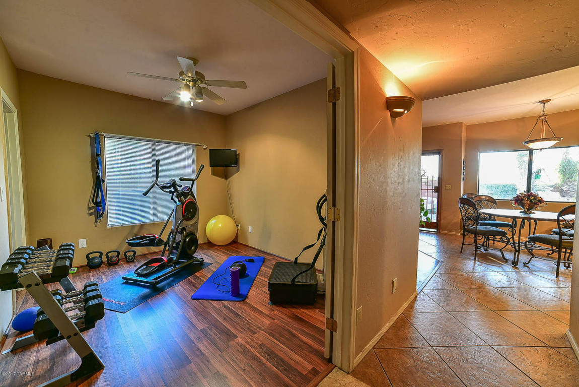 313 N Eastern Slope Loop, Tucson, AZ 85748 photo 24