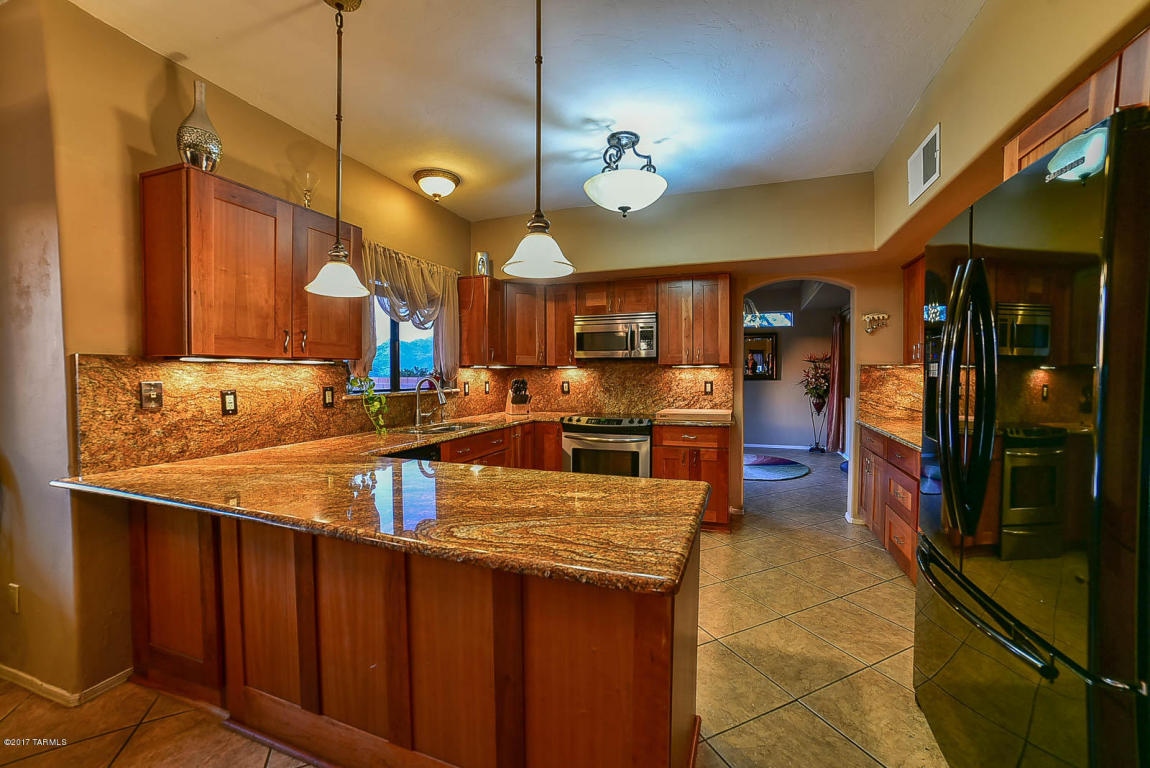 313 N Eastern Slope Loop, Tucson, AZ 85748 photo 16