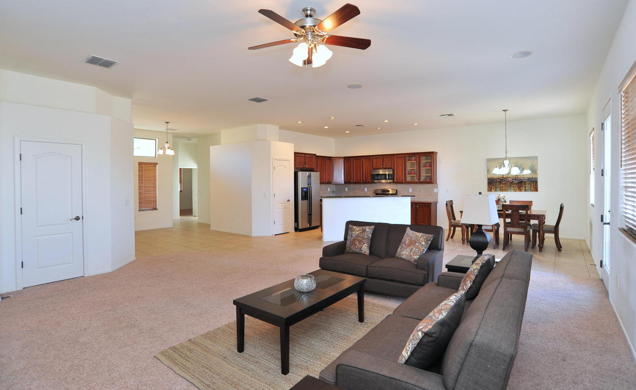 1068 S Chatfield Pl, Vail, AZ 85641 photo 7