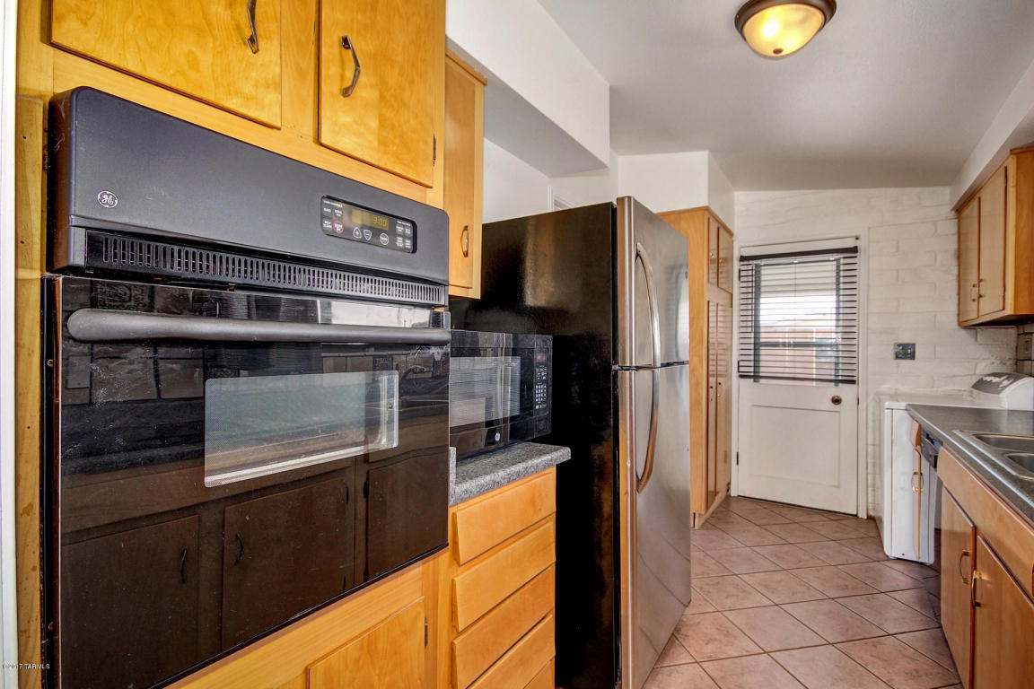 361 S Holcomb Pl, Vail, AZ 85641 photo 9