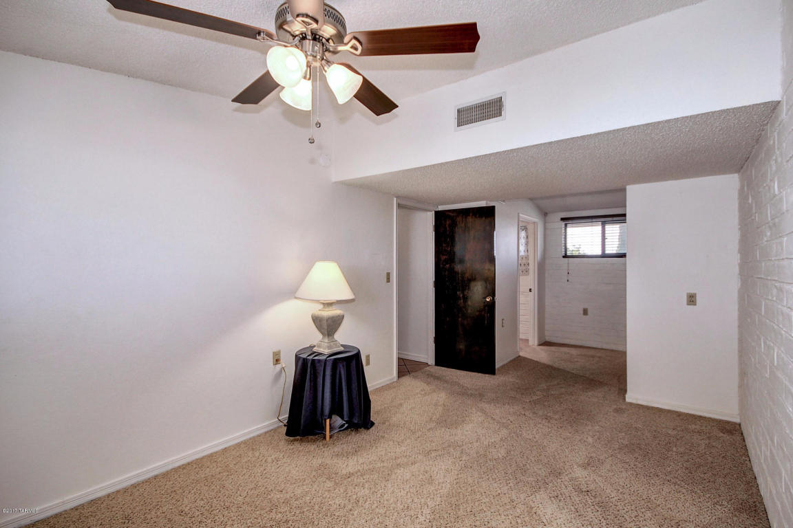 361 S Holcomb Pl, Vail, AZ 85641 photo 16