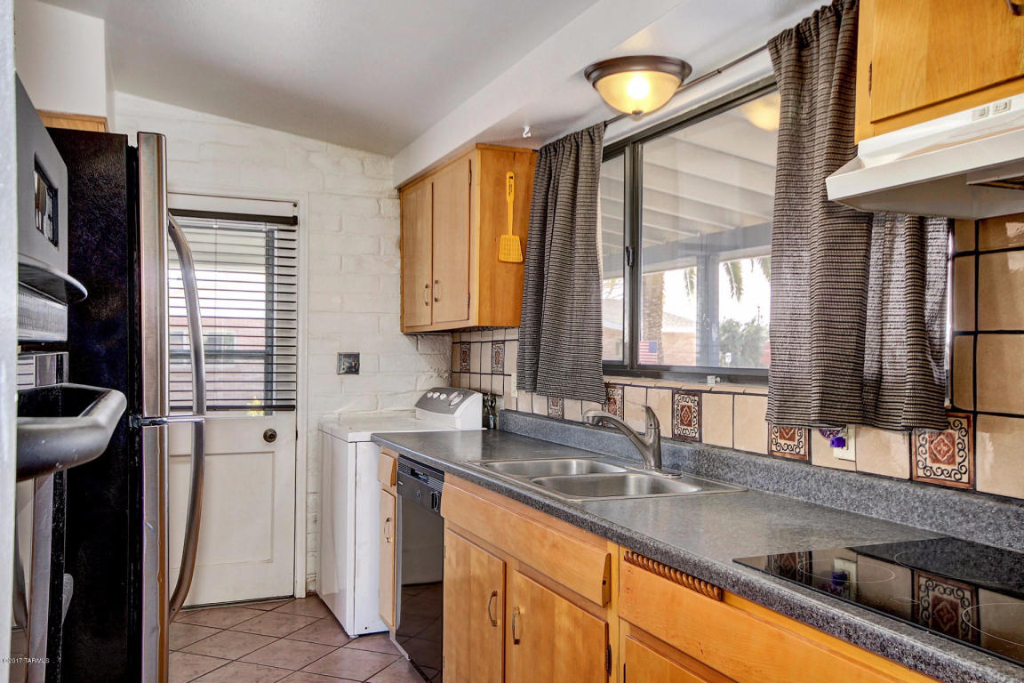 361 S Holcomb Pl, Vail, AZ 85641 photo 8