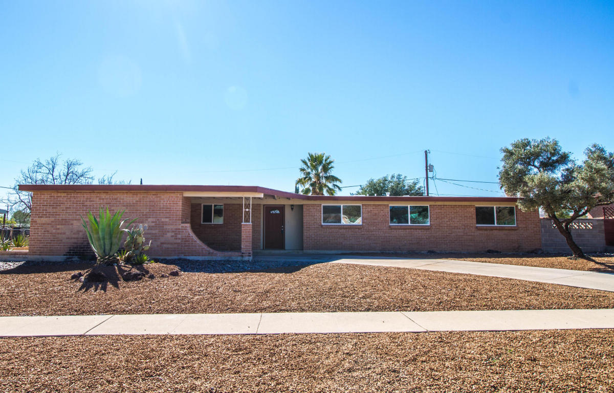 2841 W Canada St, Tucson, AZ 85746 photo 2