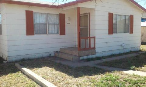 325 N Biddle Ave, Willcox, AZ 85643 photo 2