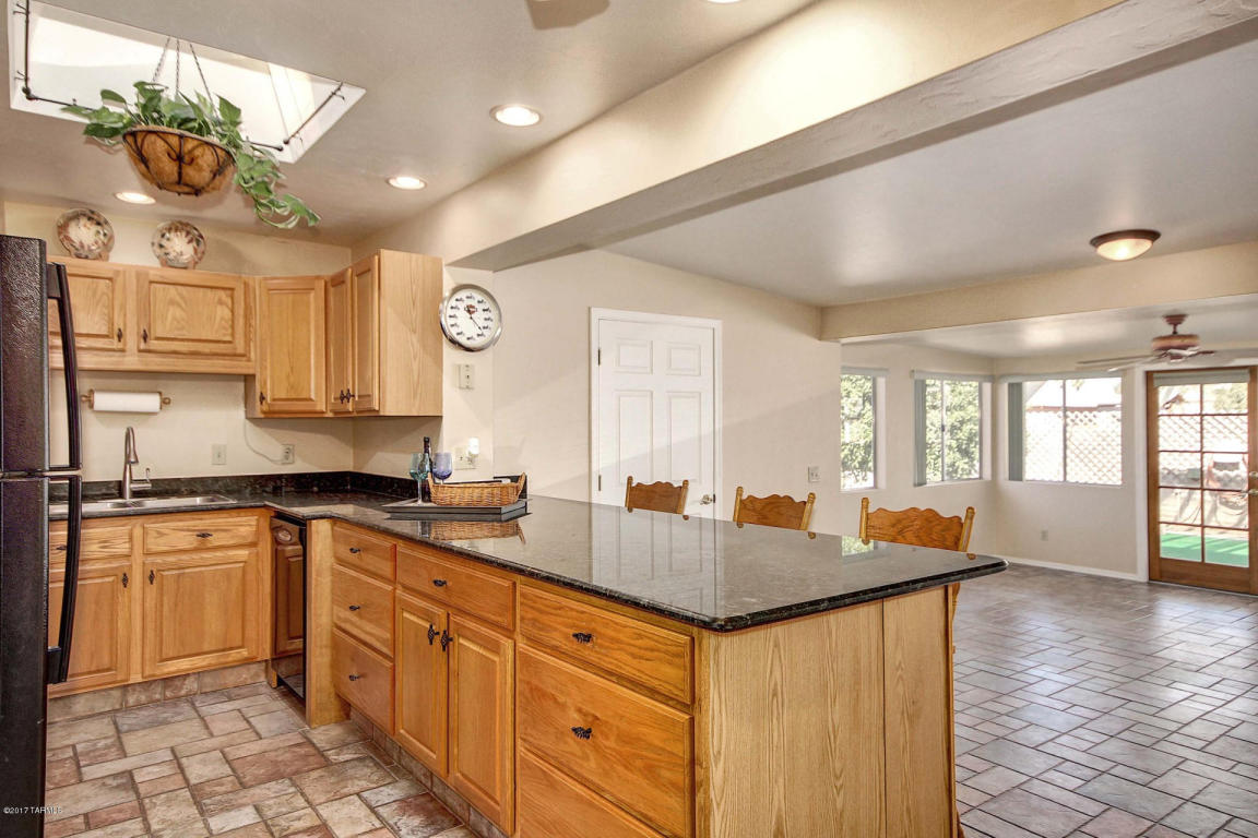 5617 E 33rd St, Tucson, AZ 85711 photo 9